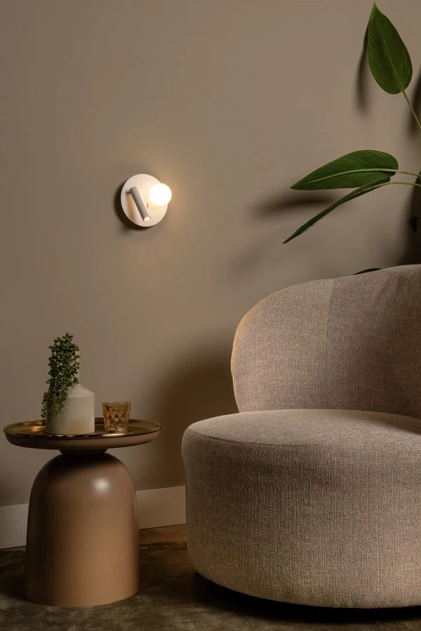 Lucide MATIZ - Bedside lamp / Wall light - Ø 16,5 cm - LED - 3000K - With USB charging point - White - atmosphere 1